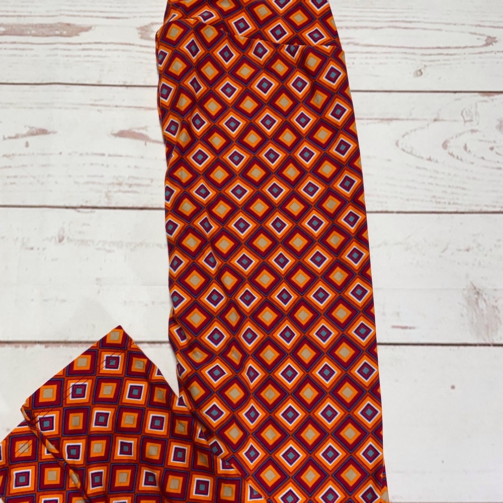 LuLaRoe OS Print Leggings New!  Never worn!